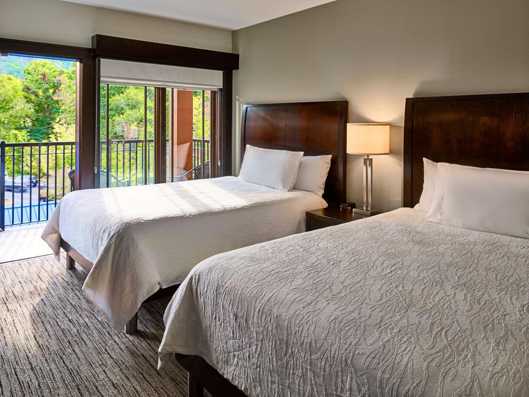 Hilton Garden Inn Gatlinburg Ngoại thất bức ảnh
