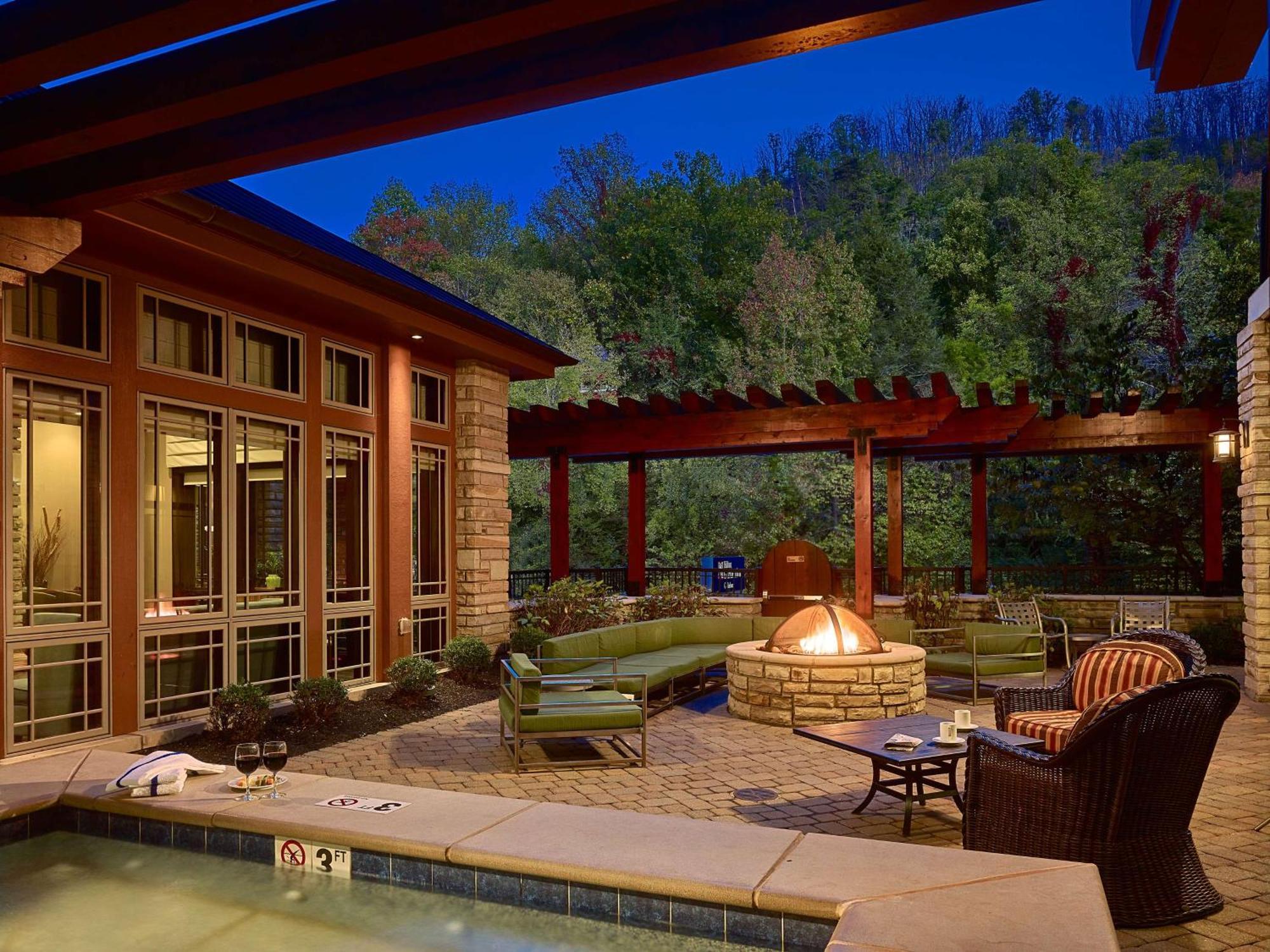 Hilton Garden Inn Gatlinburg Ngoại thất bức ảnh